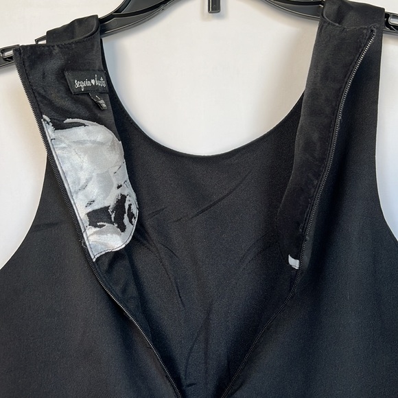 Sequin Hearts Sz 1 Black Floral Formal 2 Piece Dress. - Picture 4 of 16